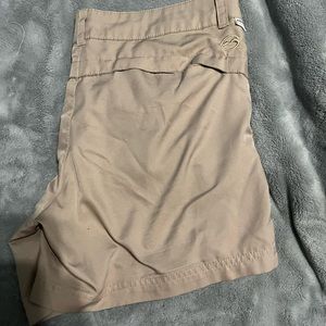 Magellan shorts